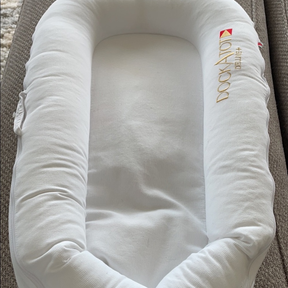 White Dock A Tot Deluxe
